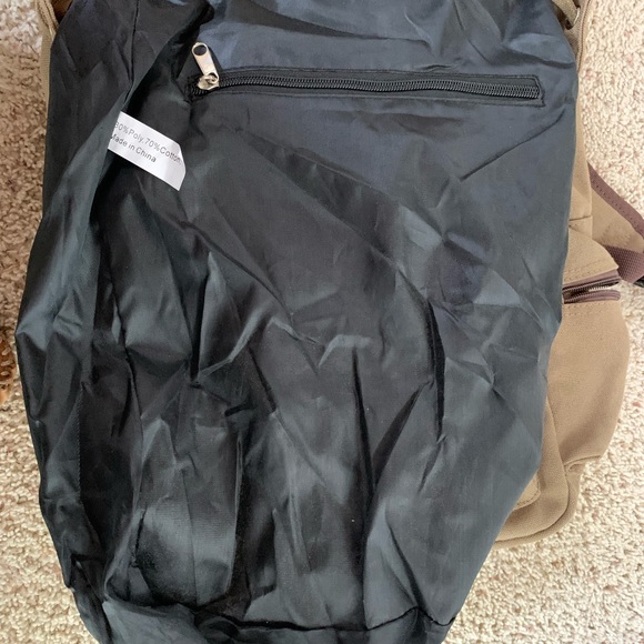 New Bella Rosa Backpack - Picture 6 of 7